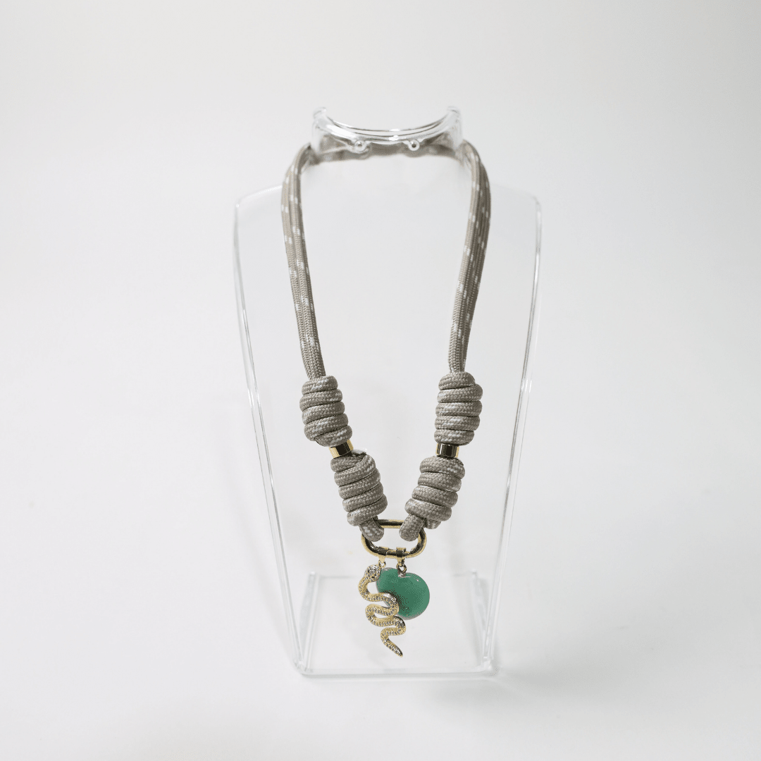 POP UPS X HANNAH B BOAT ROPE GREIGE NECKLACE WITH GREEN HEART & SNAKE - Hannah B by Hannah Bender
