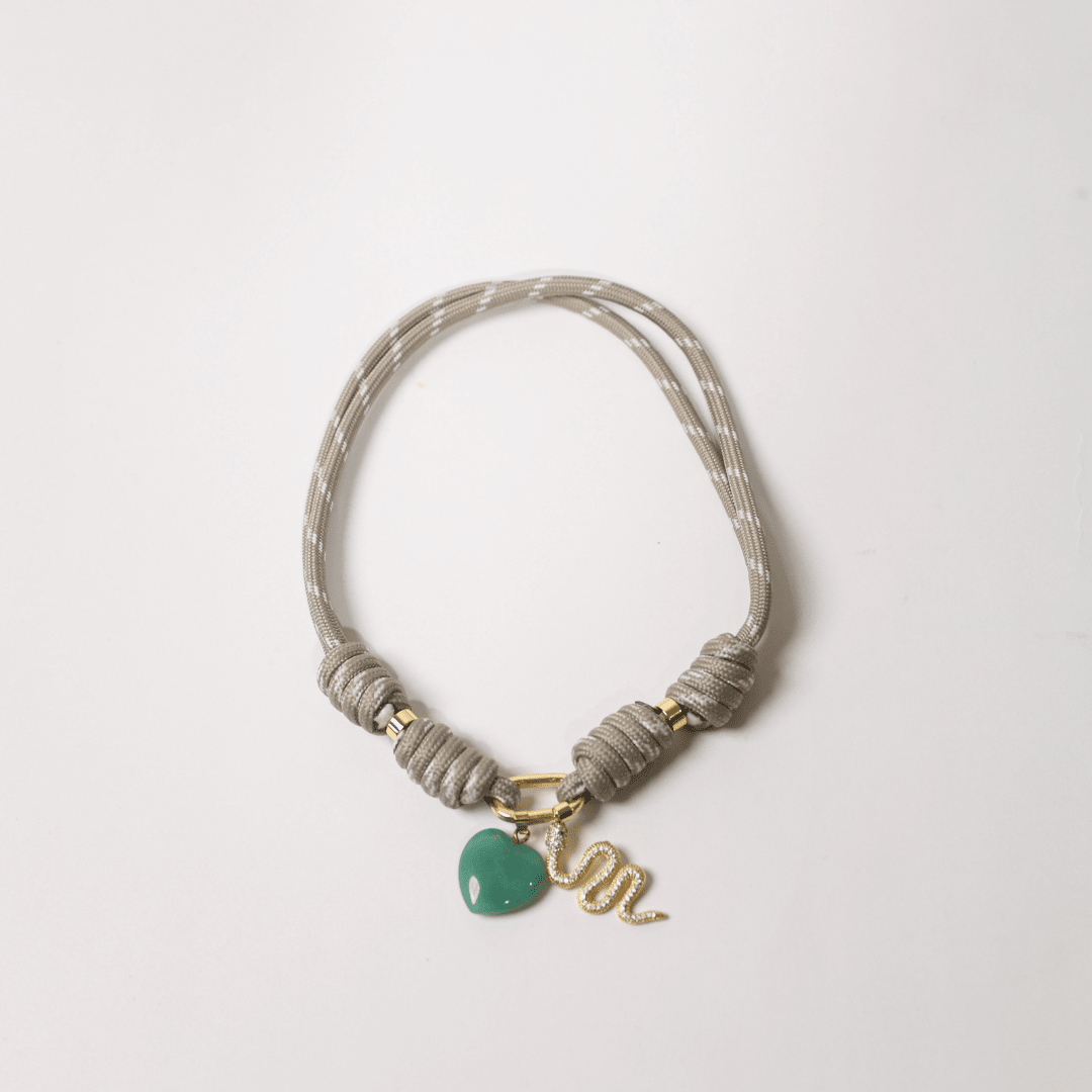 POP UPS X HANNAH B BOAT ROPE GREIGE NECKLACE WITH GREEN HEART & SNAKE - Hannah B by Hannah Bender