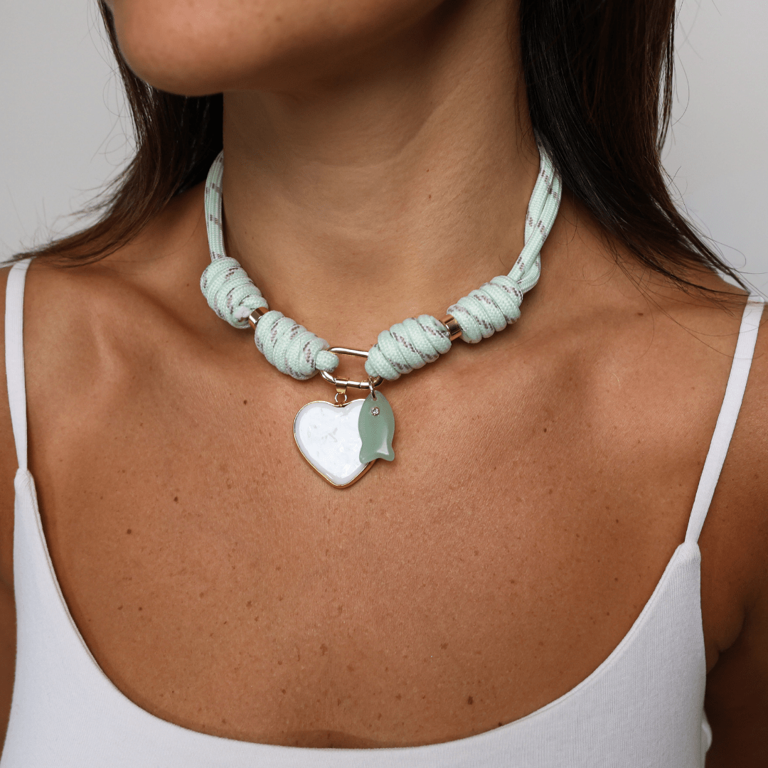 POP UPS X HANNAH B BOAT ROPE MINTY GREEN NECKLACE WITH WHITE HEART & GREEN FISH - Hannah B by Hannah Bender