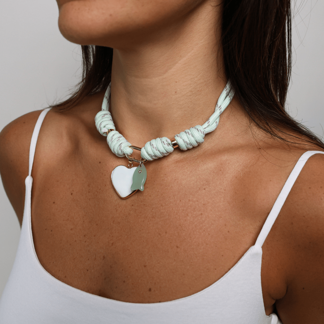 POP UPS X HANNAH B BOAT ROPE MINTY GREEN NECKLACE WITH WHITE HEART & GREEN FISH - Hannah B by Hannah Bender